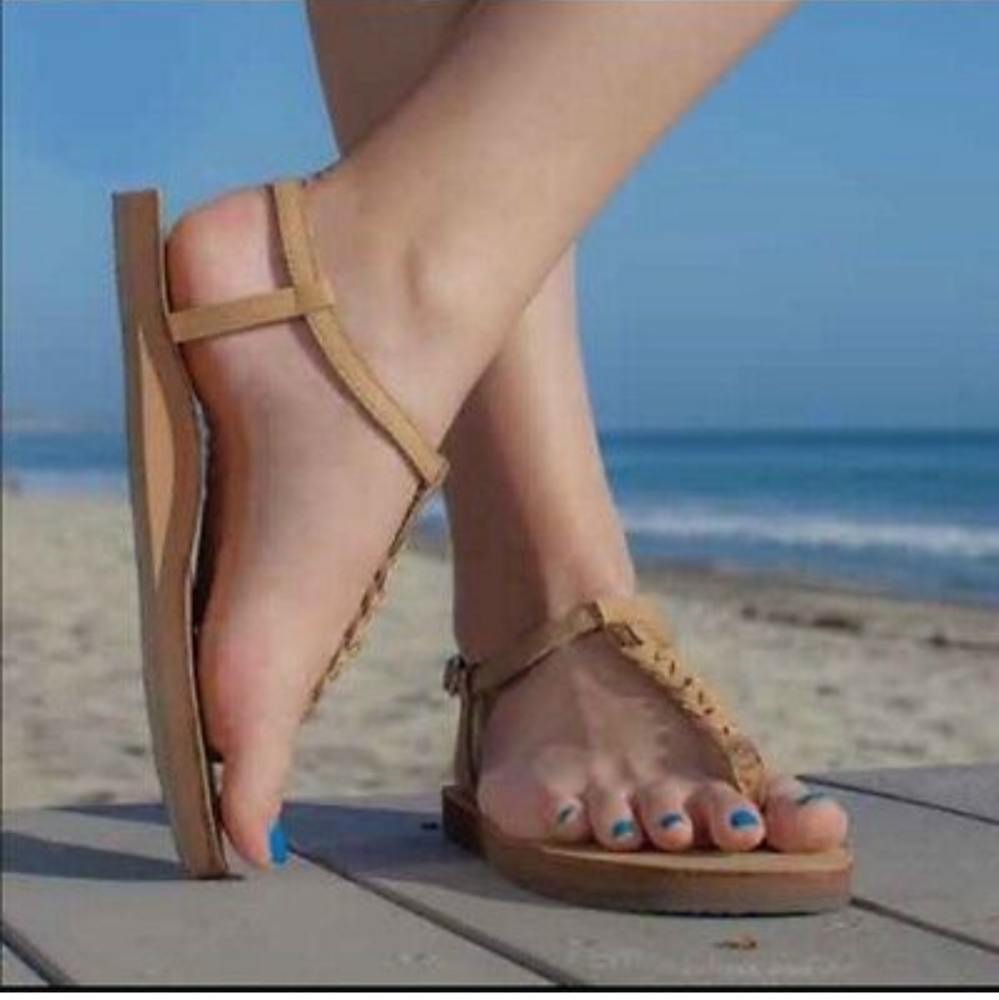 Rainbow 🌈  t street sandals 👡